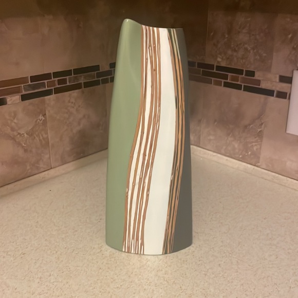 Raschella lightening & accessories vase - Picture 3 of 5